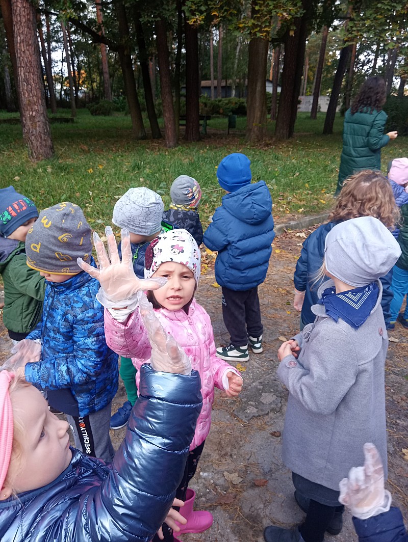 Dzieci z Jedyneczki wzięły udział w akcji Sprzątamy dla Polski