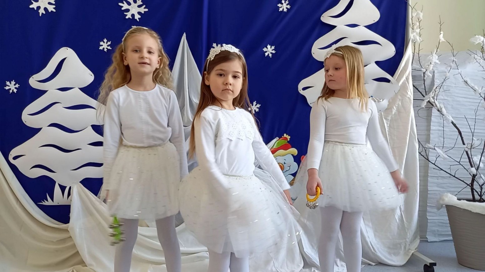 Dzieci śpiewająco pożegnały zimę – wyniki konkursu „Cztery Pory Roku – Zima”